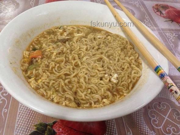 现代食品科技下，腐乳与方便面调料鲜味对比